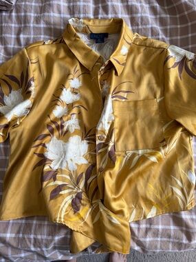 Rachel Roy Gold Floral Button-Up Shirt w tie front